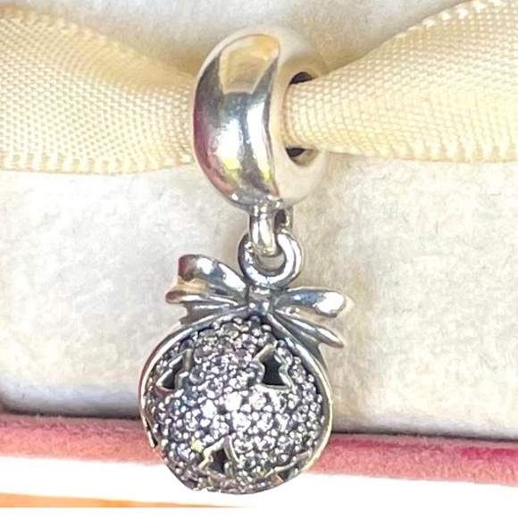 Authentic Pandora Sterling Silver Black Friday Christmas Wish Charm